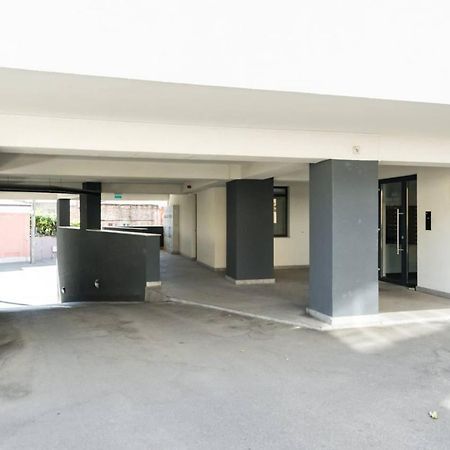 Carol New Building With Balcony Apartment Букурещ Екстериор снимка