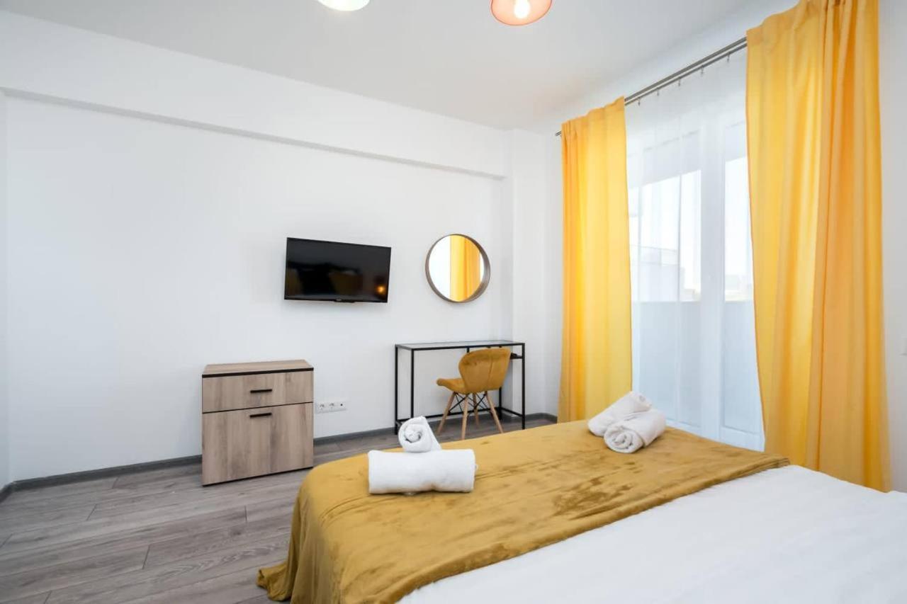 Carol New Building With Balcony Apartment Букурещ Екстериор снимка